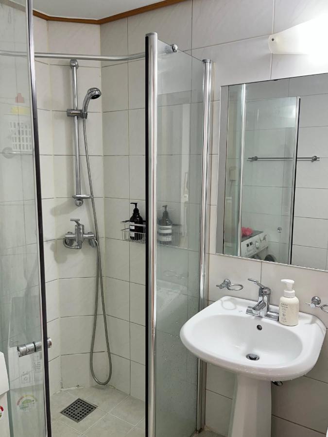 1 Minute House From Hongdae Apartman Szöul Kültér fotó